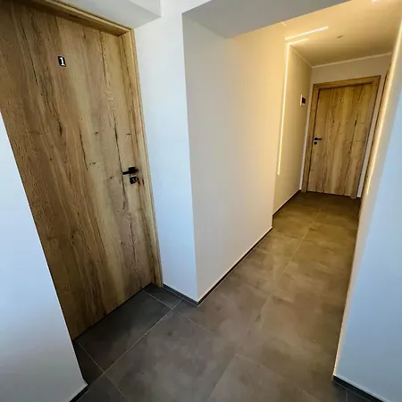 Karvalsea * Karwia